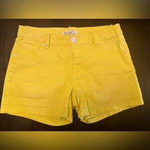 BCBG bright yellow Jean short.